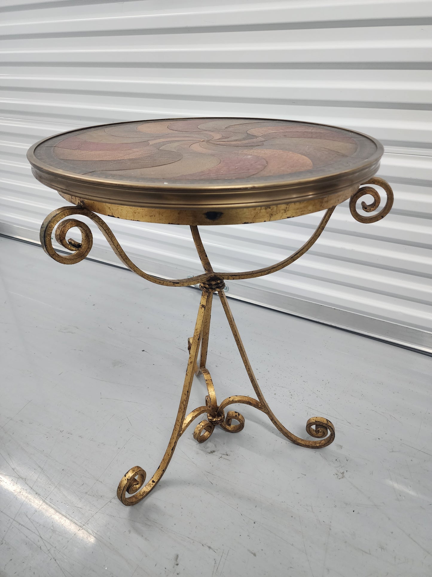 Accent table painted top metal gold toned base