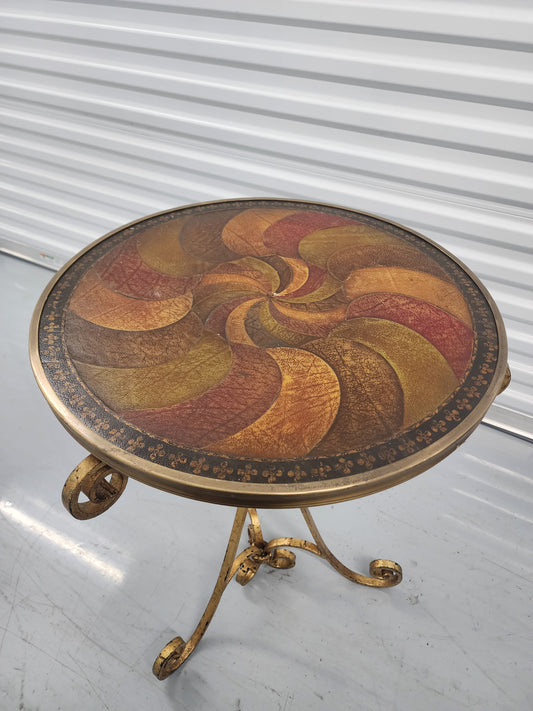 Accent table painted top metal gold toned base