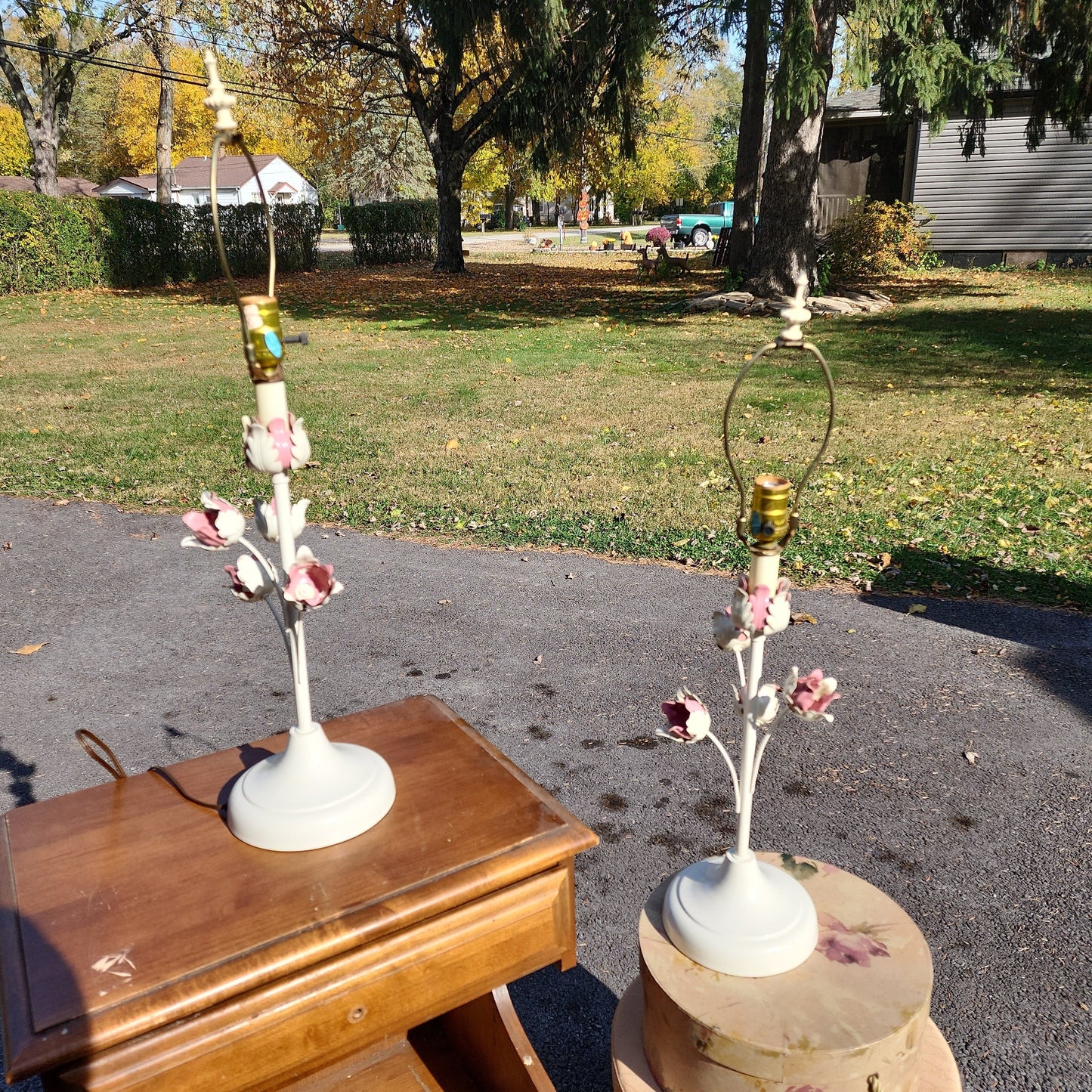 Pair of Metal Tole Tulip Lamps