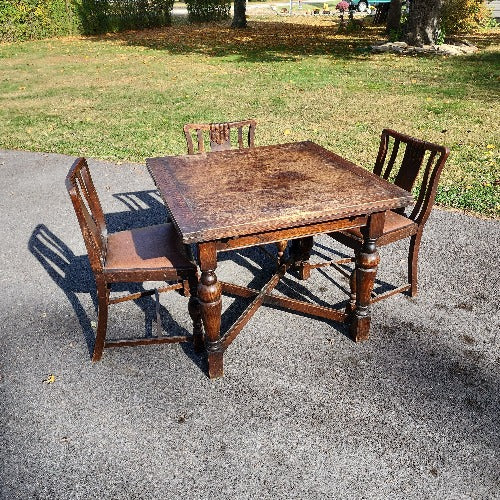 Art Nouveau Dining table with hidden leaves and 3 chairs Vintage