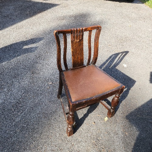 Art Nouveau Dining table with hidden leaves and 3 chairs Vintage